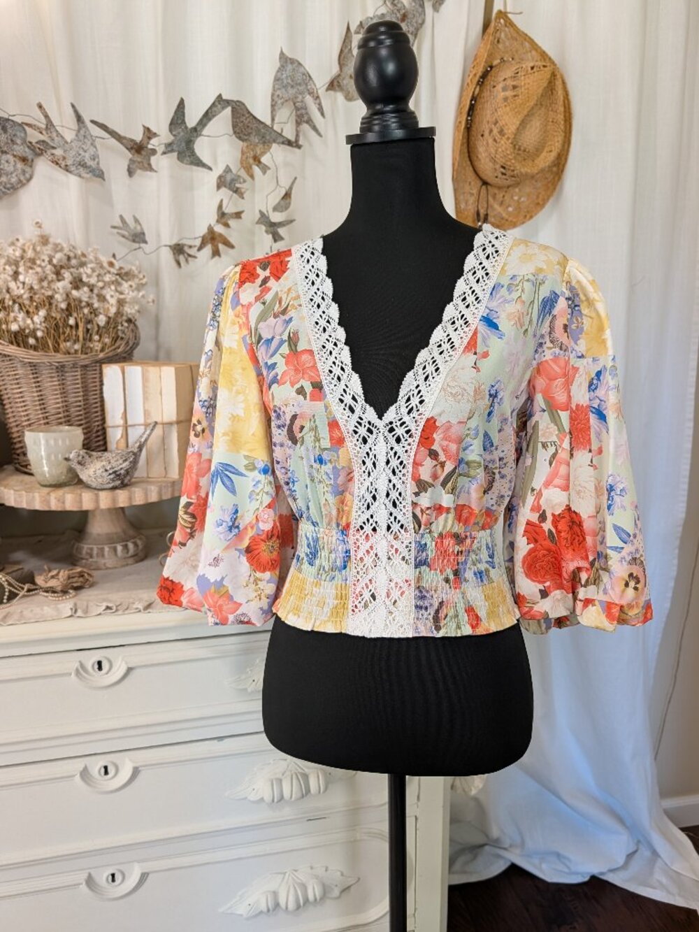 MEADOW BLOSSOM CROCHET LACE & SMOCKED FLORAL TOP